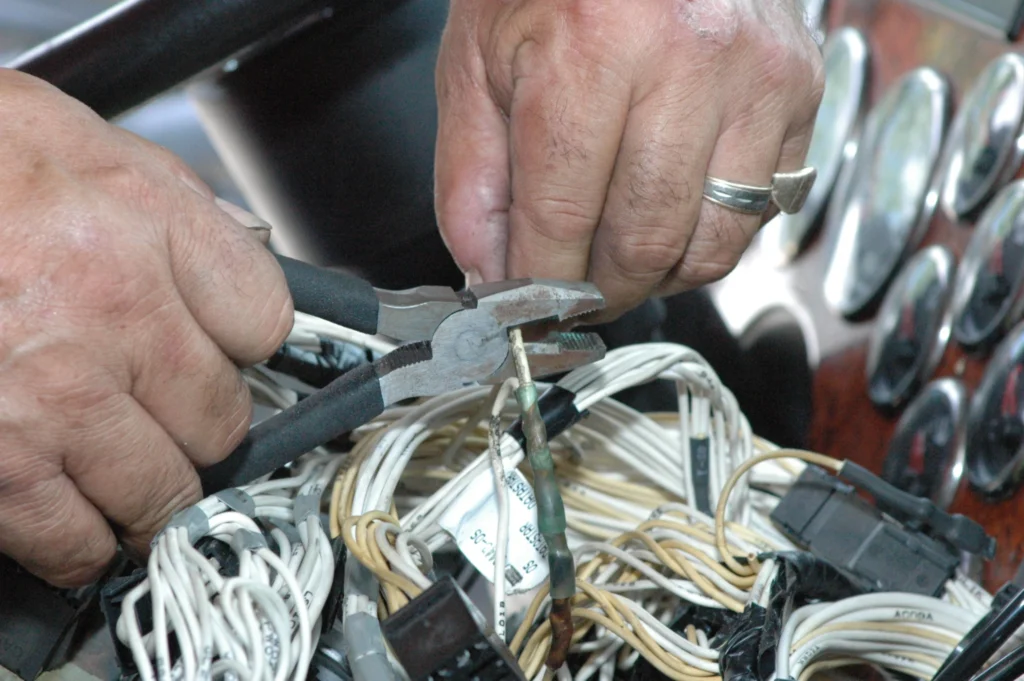 Identifying Common Truck Electrical Wiring Issues Early